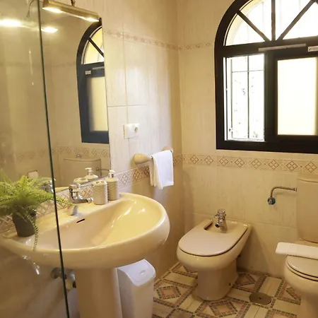 Gardenias Puerto Banus By Houselogy Villa