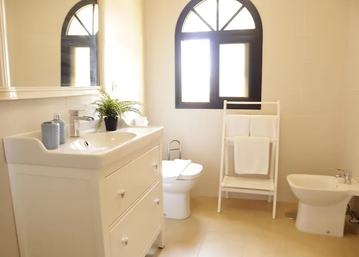 Villa Gardenias Puerto Banus By Houselogy Marbella