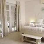 Villa Gardenias Puerto Banus By Houselogy *