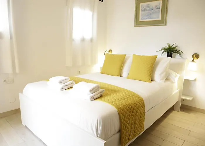 Villa Gardenias Puerto Banus By Houselogy Marbella